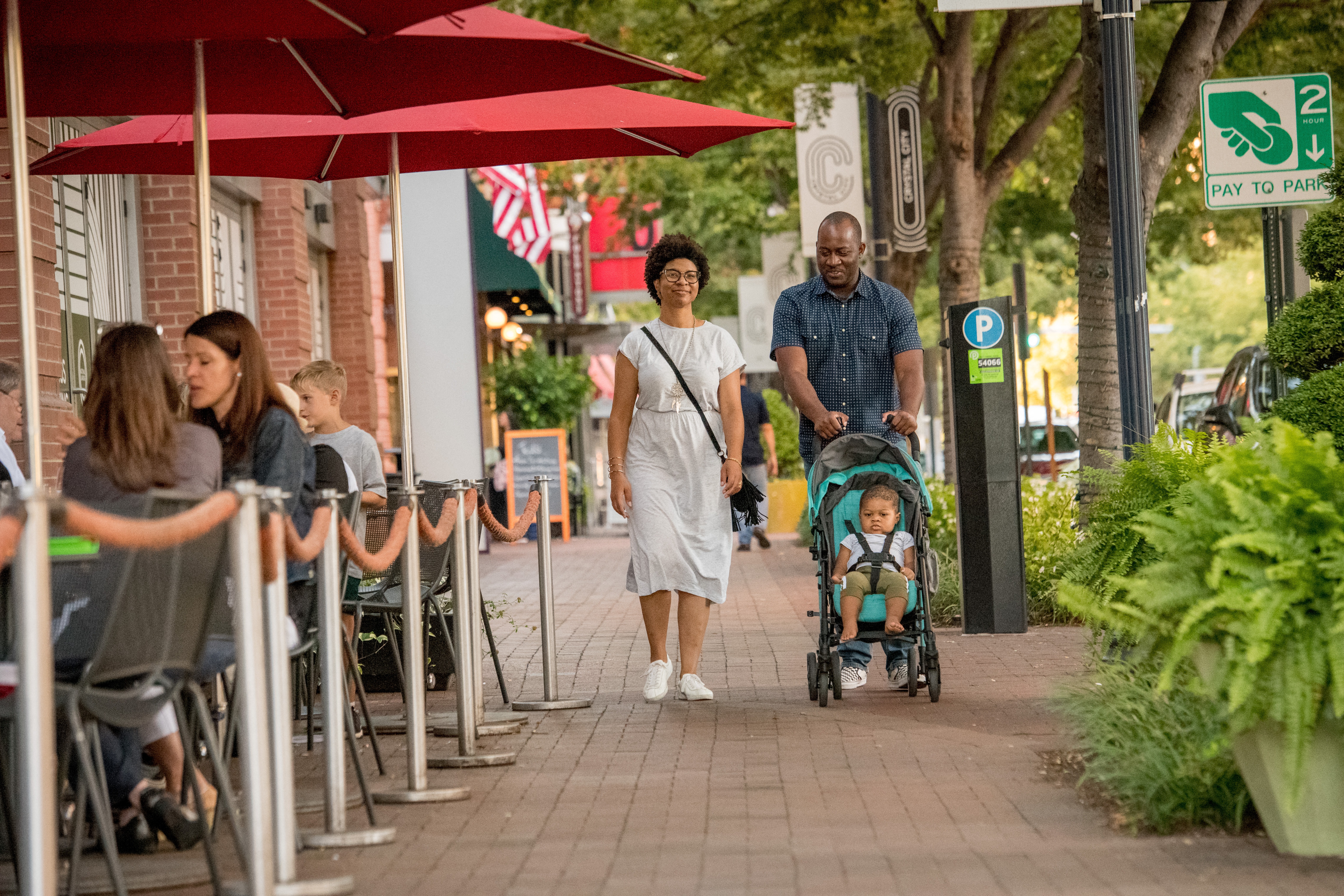 Easy access and great walkability to everyday wants and needs